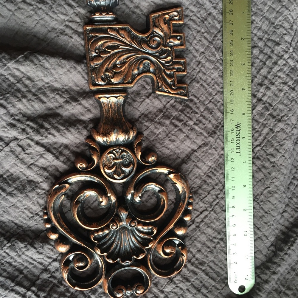 Giant Key